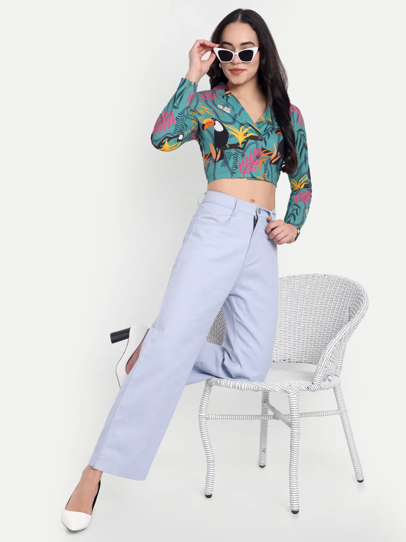 ecomm female shoot